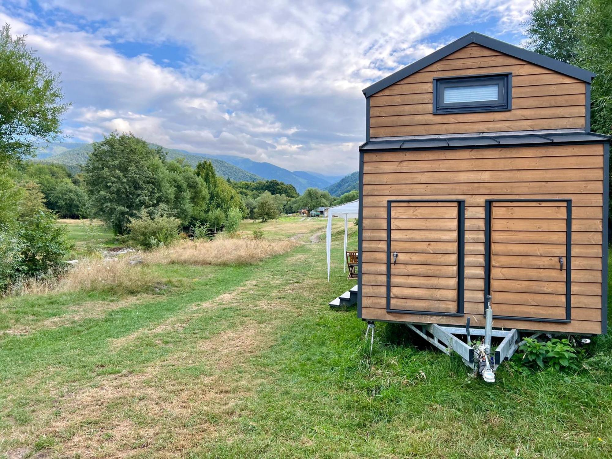 Chalet Tiny