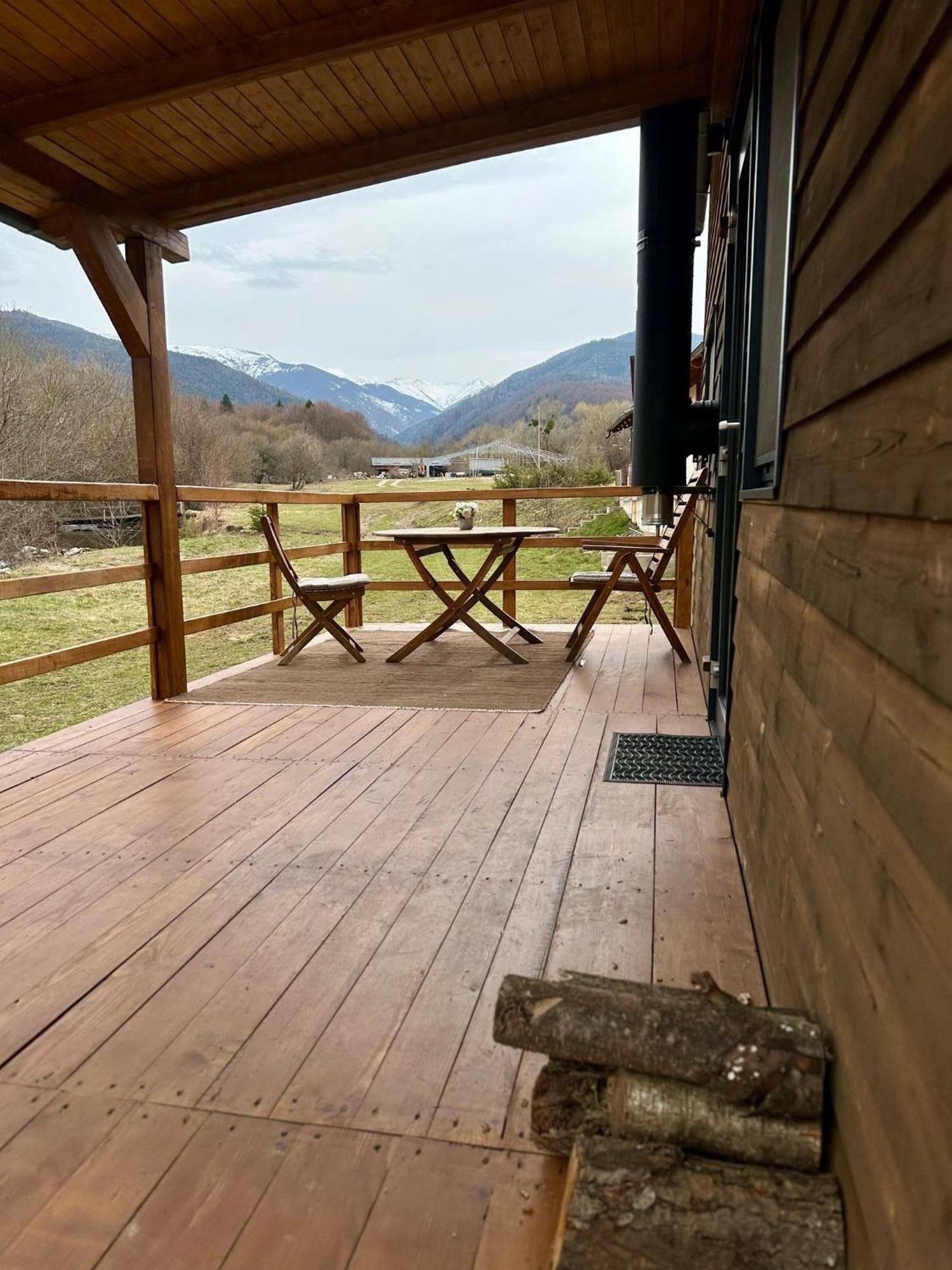 Chalet Tiny *