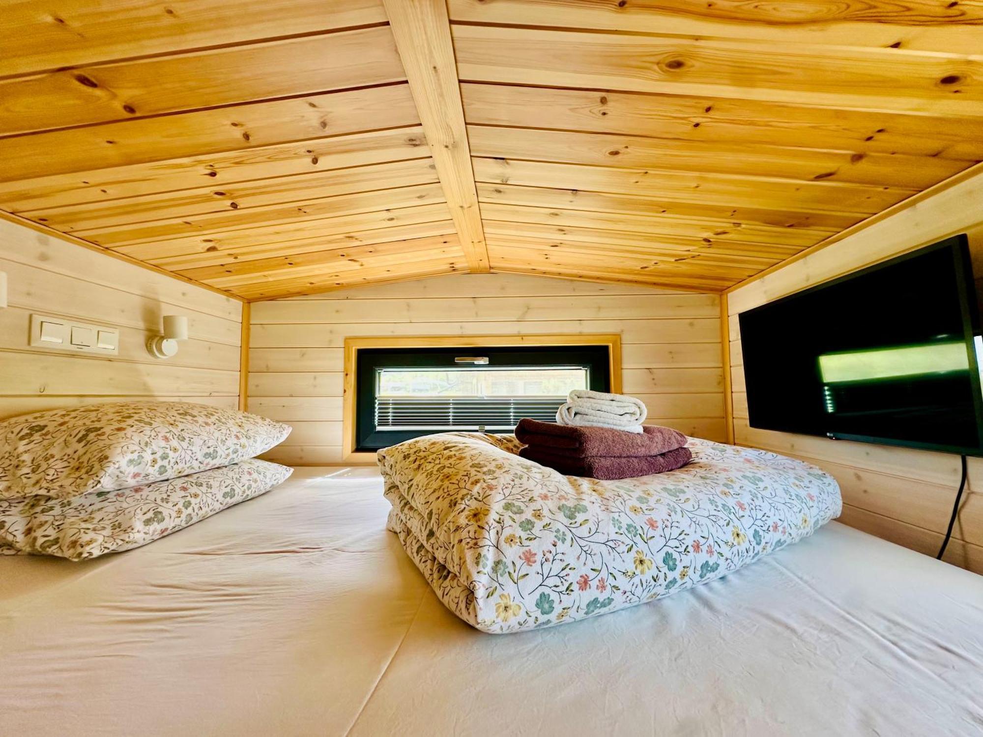 Chalet Tiny